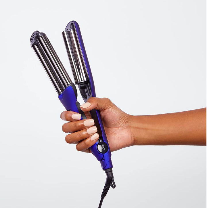 Ion Titanium Triple Barrel Waver